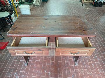 Scrittoio in Legno con Due Cassetti Da Restaurare