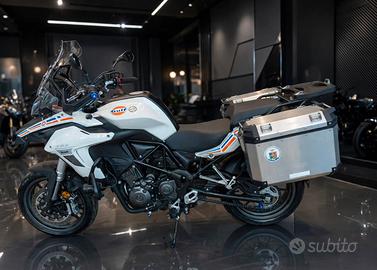 Benelli trk 502 