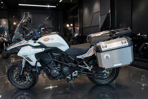 Benelli trk 502 