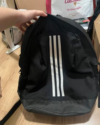 Zaino nero e bianco Adidas