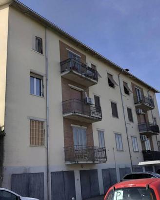 Immobile in asta di 117 m² con 3 locali e box auto