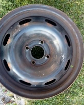 Cerchi da 15" in ferro per Peugeot 