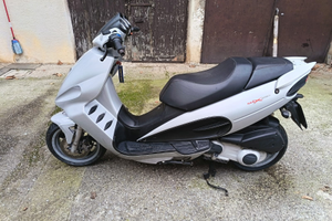 Malaguti Phantom max 250