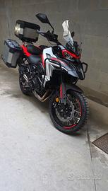 Benelli TRK 702 X  EU5+ con 1700km 