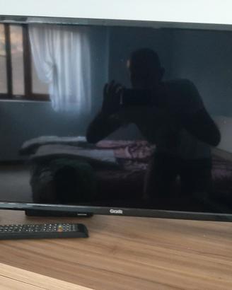 Tv 32 pollici al led