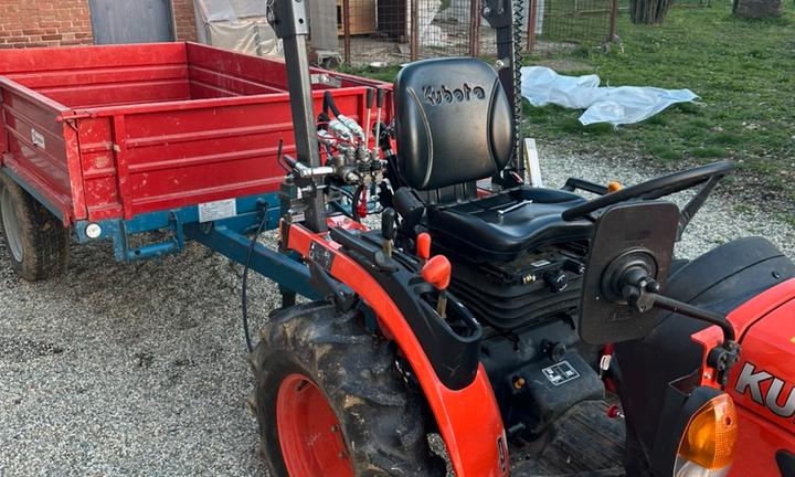Trattore kubota completo