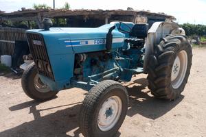 Trattore Ford 4100