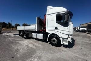 Iveco Stralis 480 con gru e ribaltabile