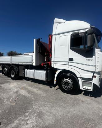 Iveco Stralis 480 con gru e ribaltabile