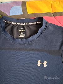 maglietta sportiva Under Armour 