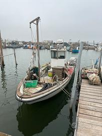 Barca da pesca vongole