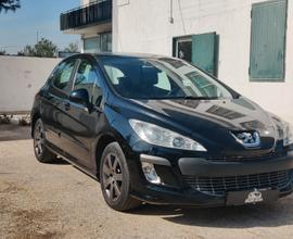 Peugeot 308 1.6 HDi 110CV 5p. Féline (6 Marce)