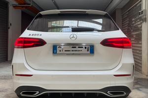 Mercedes B200