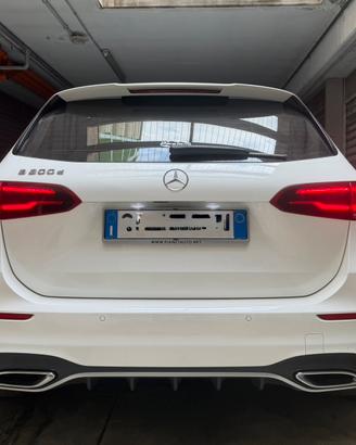 Mercedes B200