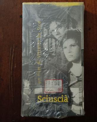Videocassetta VHS del film Sciuscià di V. De Sica