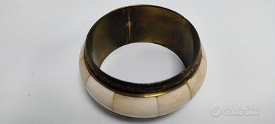 Bracciale rigido in osso