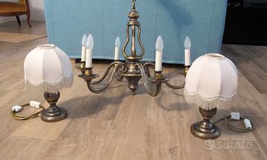 Lampadario di pregio in ottone e 2 abat jour