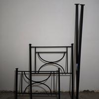 struttura letto in ferro battuto 