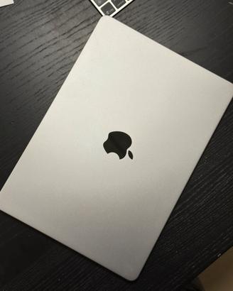 Mac book air 13” M2
