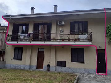 Alloggio centro paese semindipendente