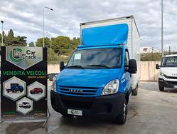 Iveco Daily 35C10 con box