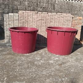 Tinozze in materiale plastico