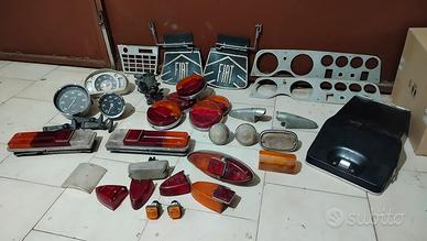 lotto ricambi auto d'epoca 