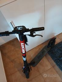 monopattino elettrico ducati pro 2 