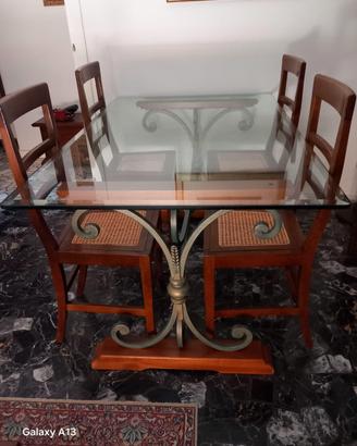 tavolo e 4 sedie