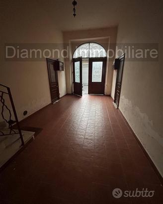 Casa semindipendente con garage a Zafferana Etnea