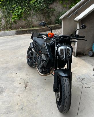 KTM DUKE 890 2021 A2