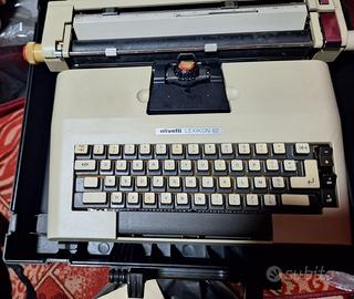 Macchina da scrivere Olivetti Lexikon 82
