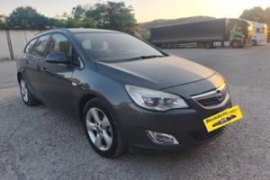Opel Astra Sw 2012---1.4 Benzina GPL