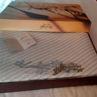 Copriletto matrimoniale bianco a righe 