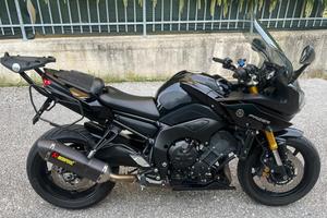 Yamaha Fazer 8