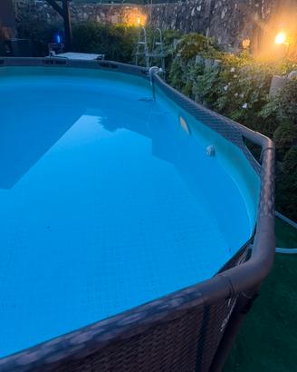 Piscina fuori terra best way con oblo