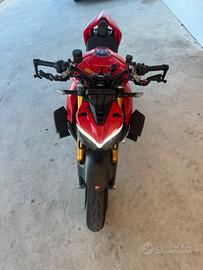 Ducati streetfighter v4s