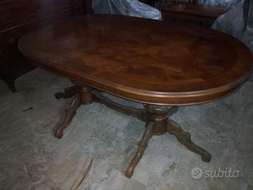 Tavolo ovale