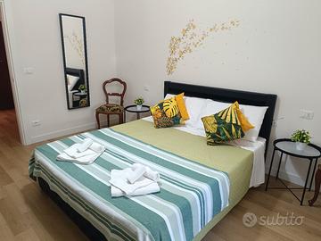 Letto matrimoniale contenitore con materasso 