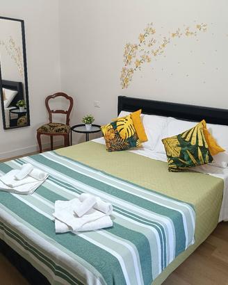 Letto matrimoniale contenitore con materasso 