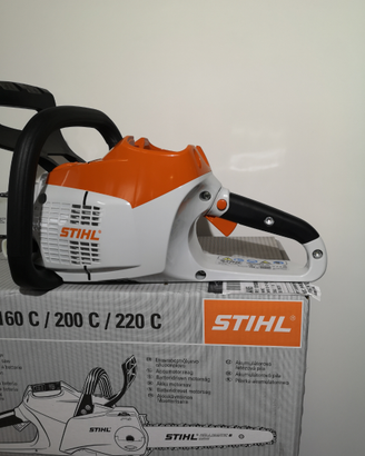 Motosega Stihl a batteria