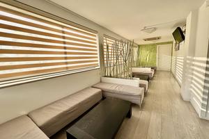 Hotel- ristorante con piscina