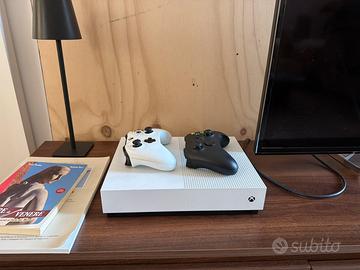 Xbox One S - 1 TB