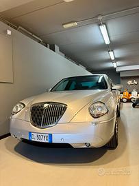 Lancia Thesis 3.2 V6