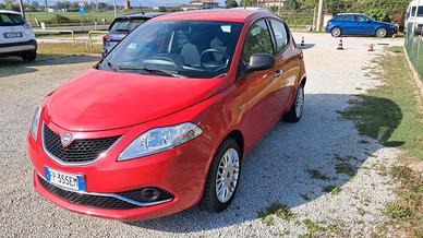 Lancia Ypsilon 1.2 69 CV 5 porte GPL Ecochic Silve