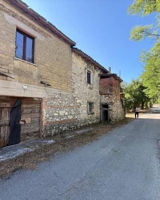 Rustico / Casale di 166 m² con 5 locali a Concervi