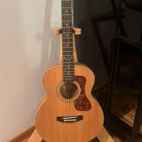 Guild jumbo junior elettroacustica compatto 2022