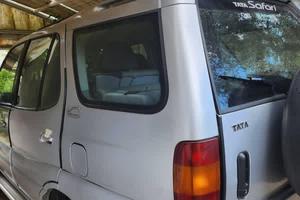 Tata safari