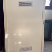 Scorrevole in alluminio con pannelli bachelite