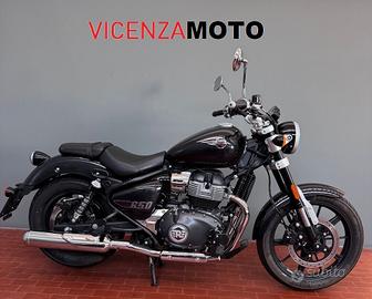 Royal Enfield Super Meteor 650 Aziendale